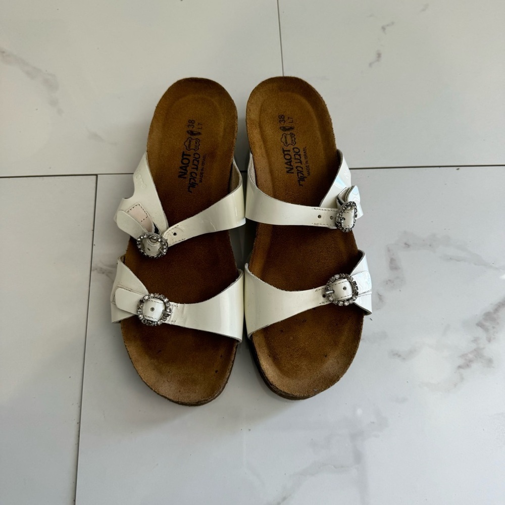 Naot Kate White Diamond Slide Sandals Size 38 / US 7